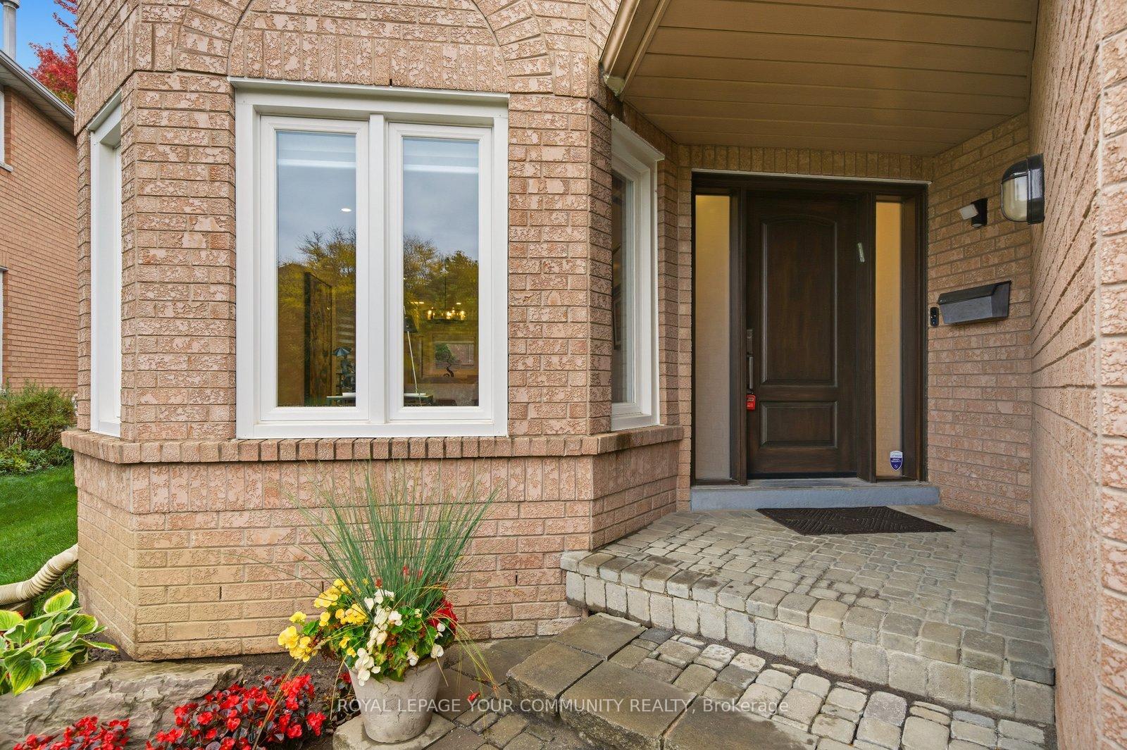 Photo 5 of 15 Redondo Drive, Vaughan, Beverley Glen — HOMEH