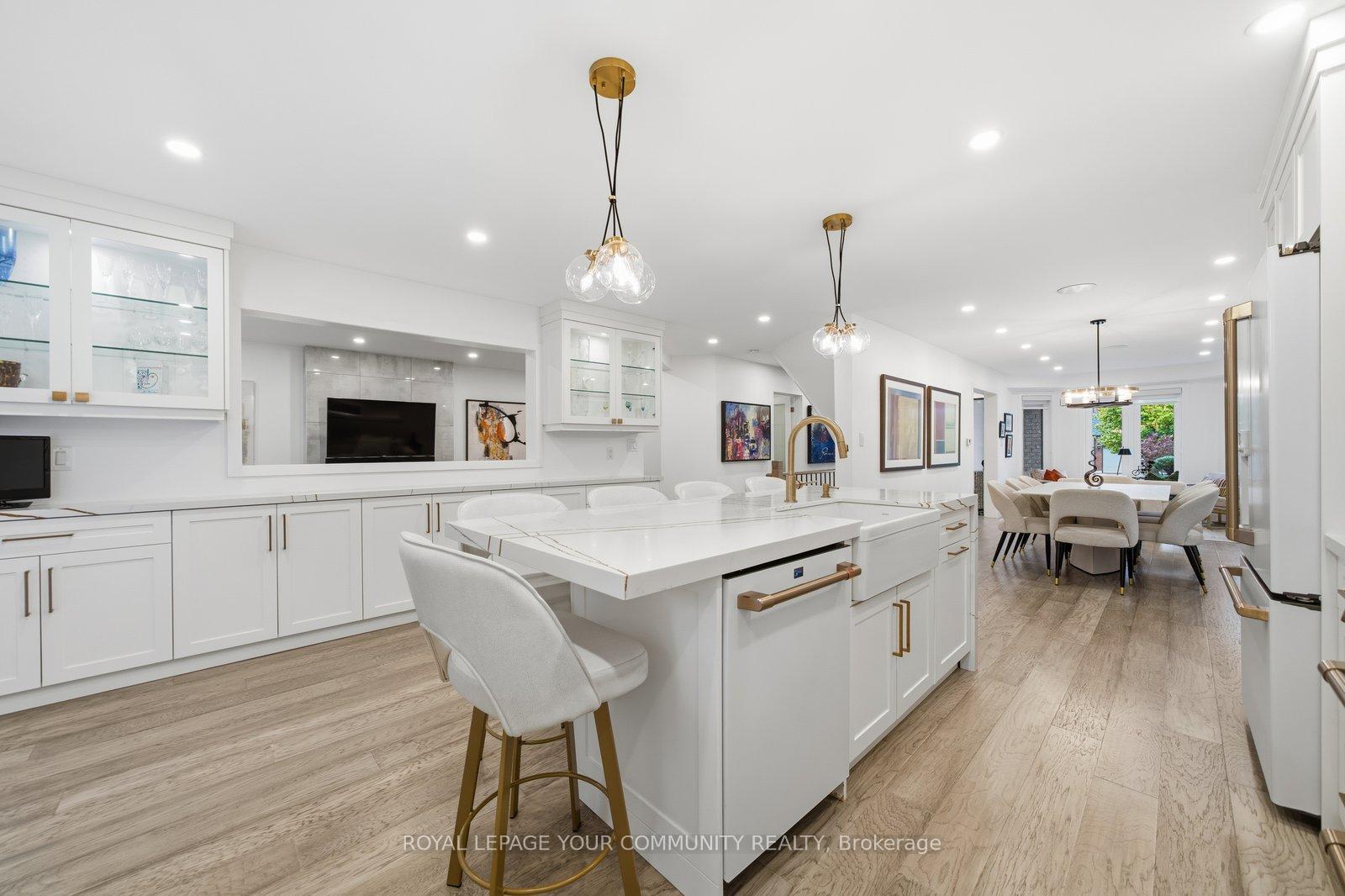 Photo 12 of 15 Redondo Drive, Vaughan, Beverley Glen — HOMEH