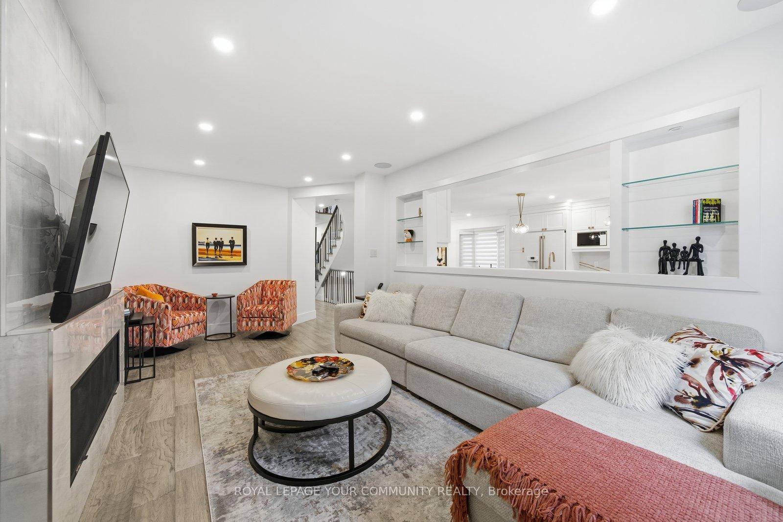 Photo 20 of 15 Redondo Drive, Vaughan, Beverley Glen — HOMEH