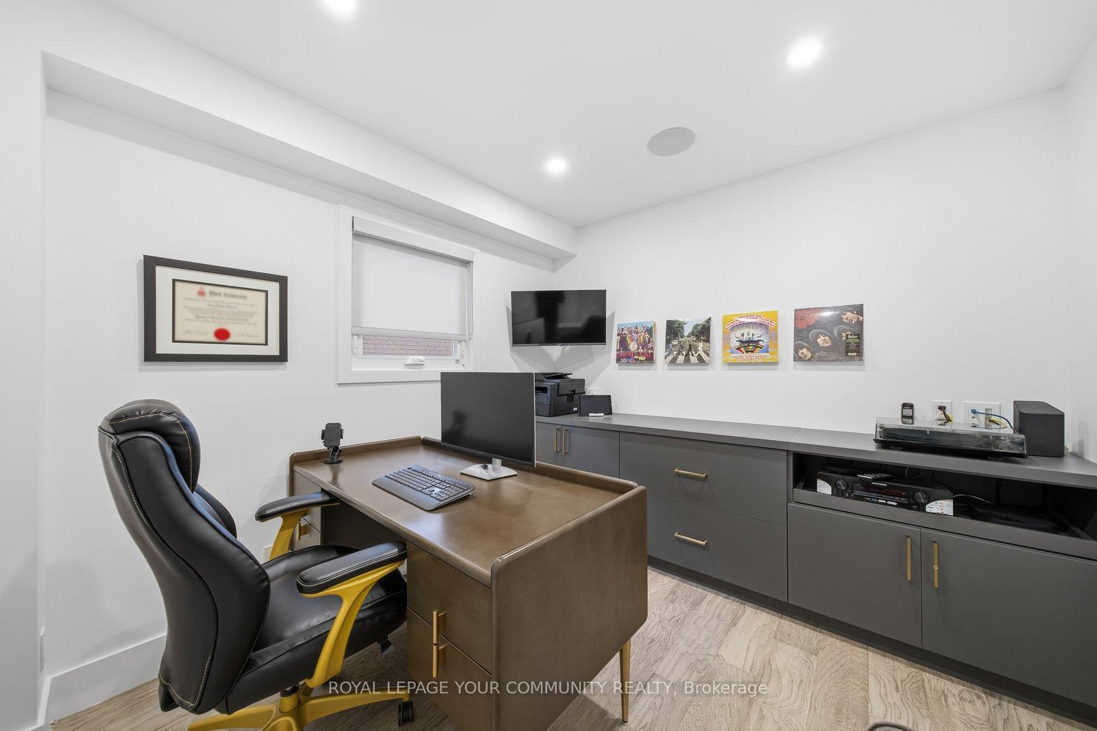 Photo 24 of 15 Redondo Drive, Vaughan, Beverley Glen — HOMEH