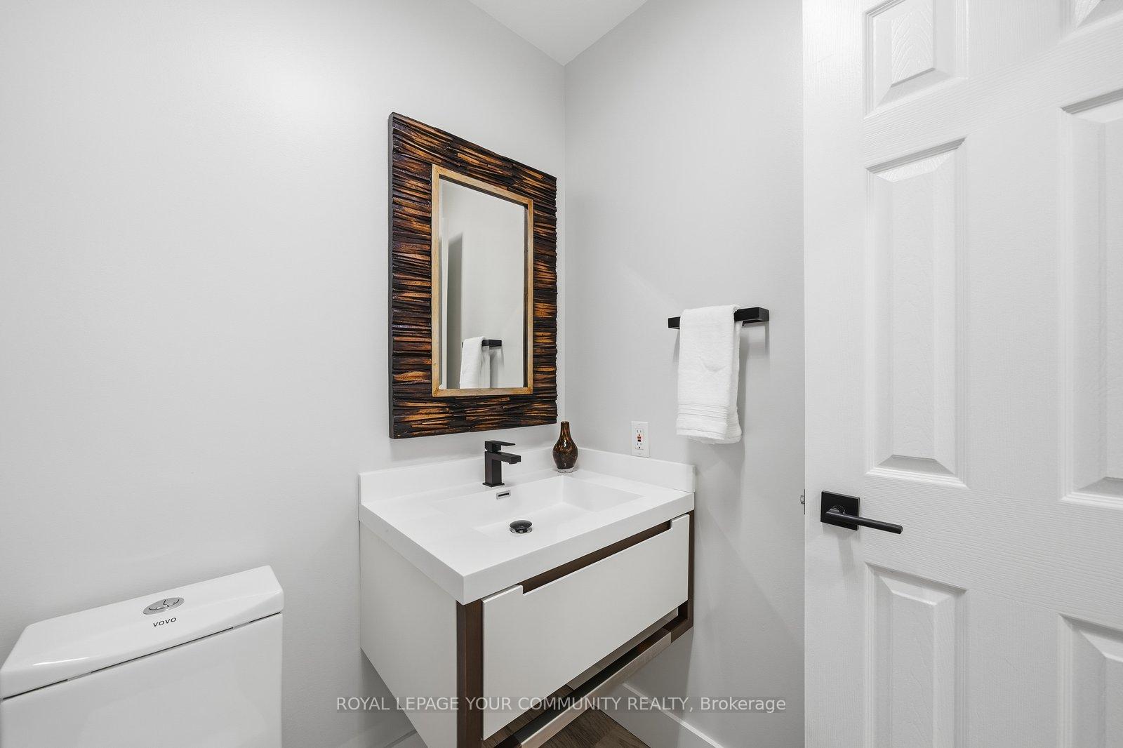 Photo 25 of 15 Redondo Drive, Vaughan, Beverley Glen — HOMEH