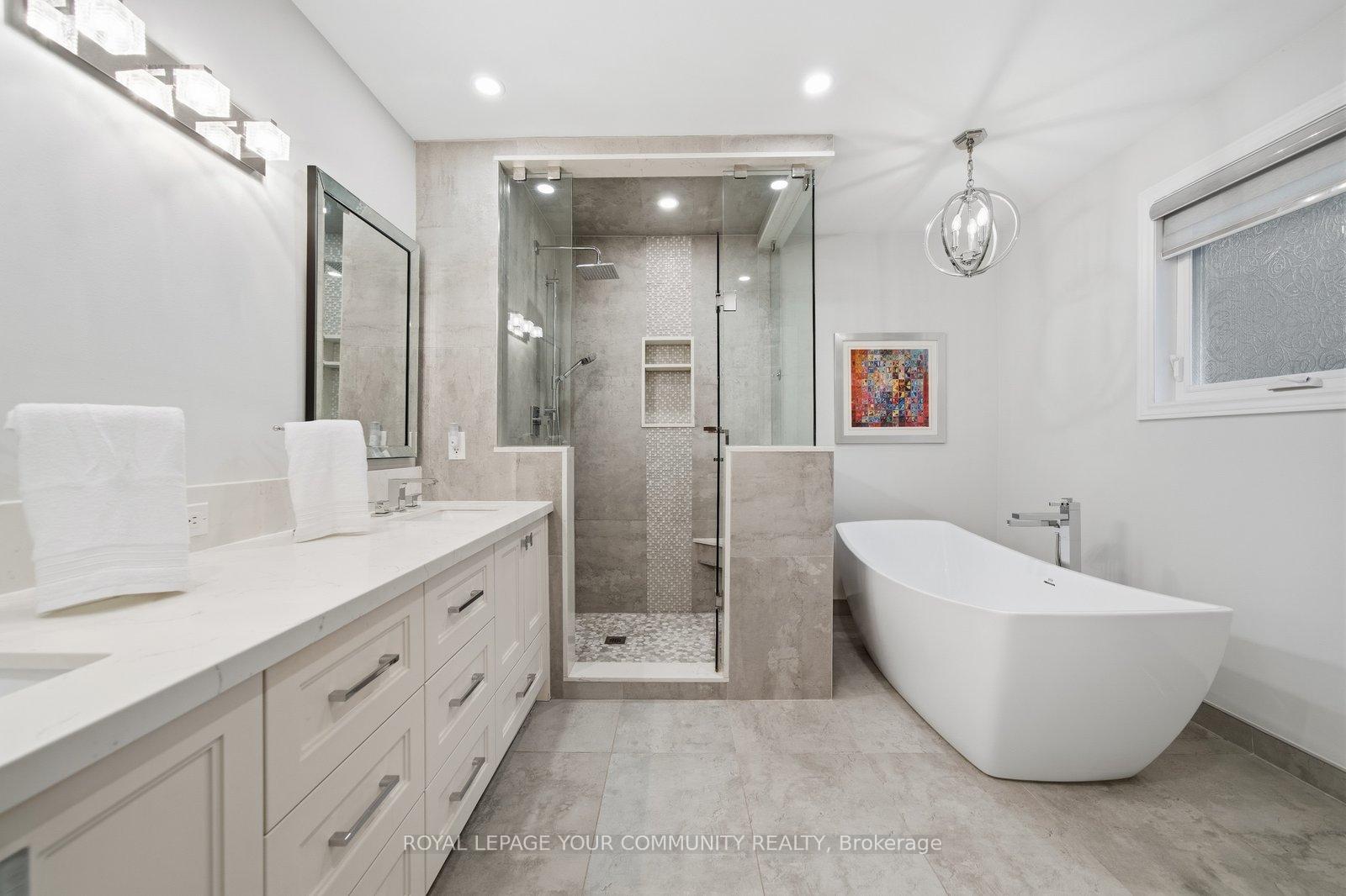 Photo 30 of 15 Redondo Drive, Vaughan, Beverley Glen — HOMEH