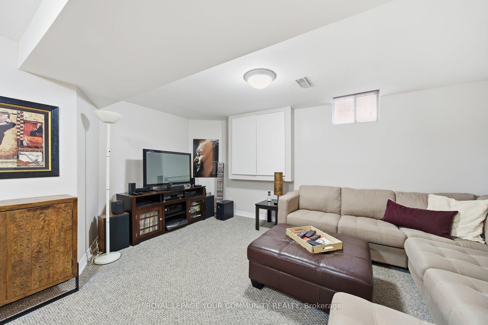 Photo 36 of 15 Redondo Drive, Vaughan, Beverley Glen — HOMEH