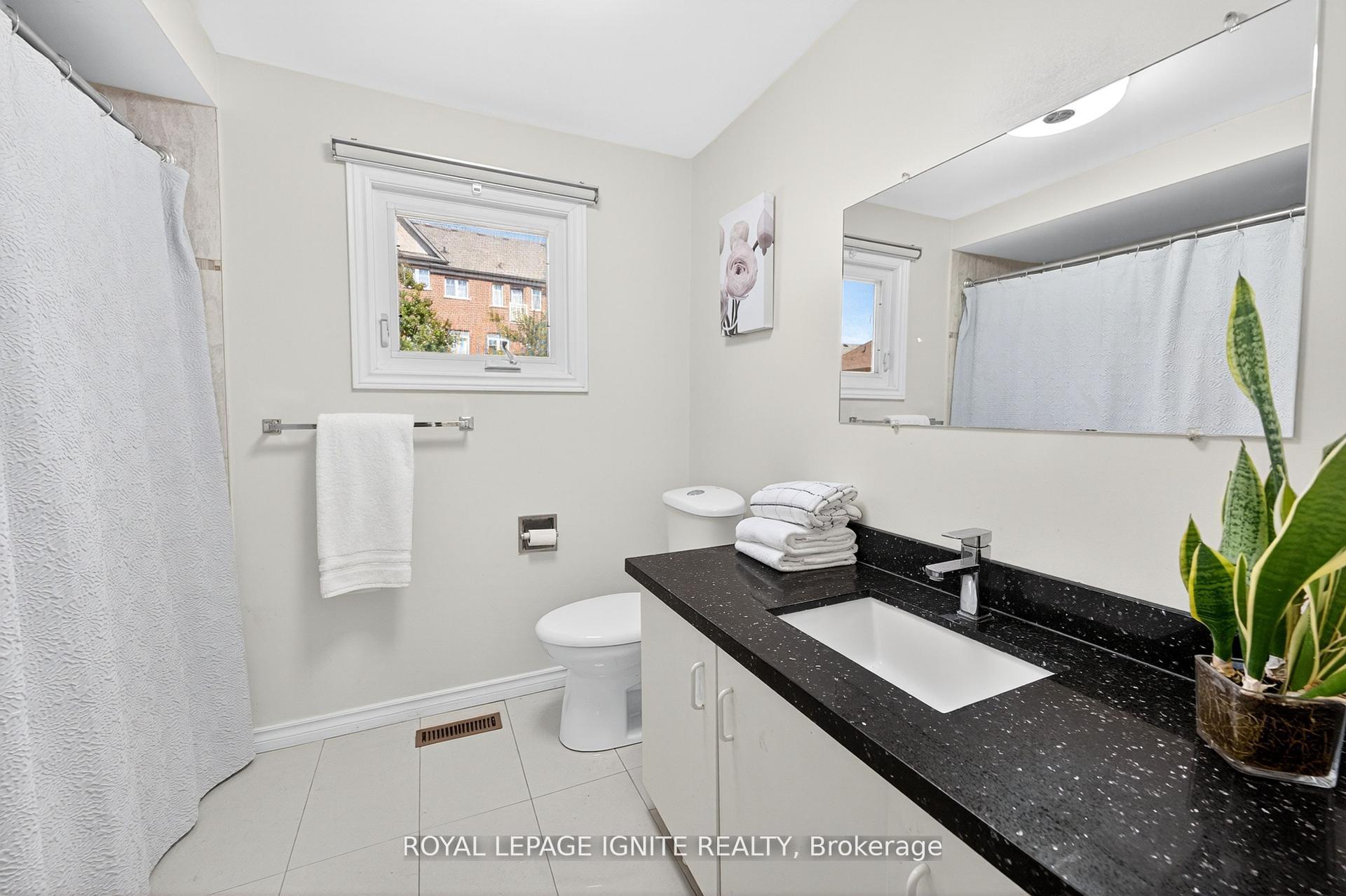 Photo 33 of 7 Ducatel Crescent, Ajax, Central — HOMEH