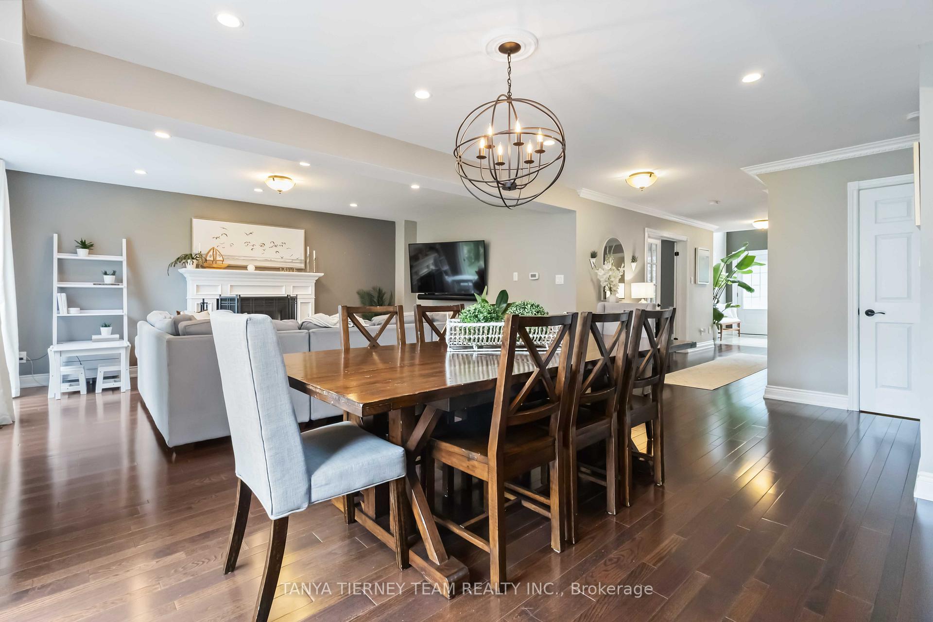 Photo 14 of 8 Gowan Drive, Whitby, Lynde Creek — HOMEH