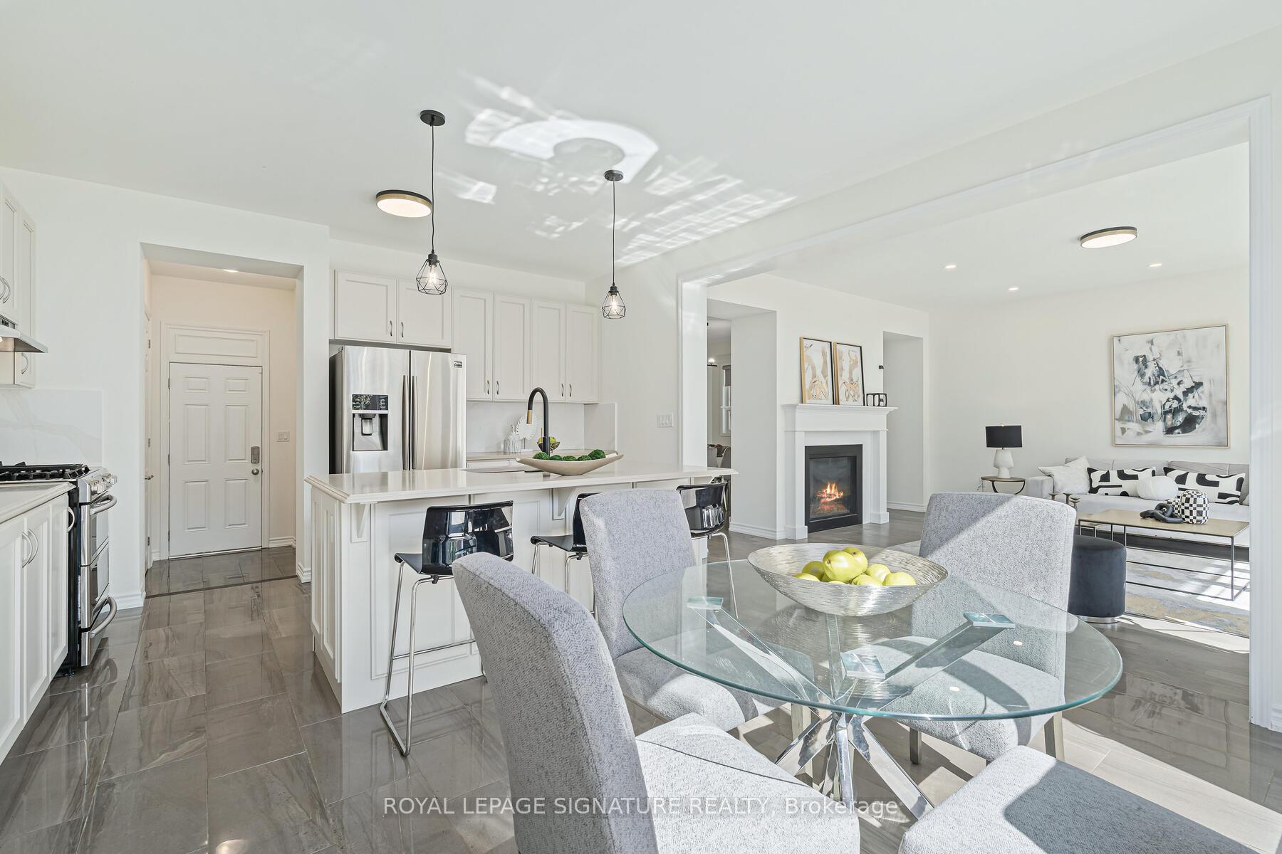 Photo 4 of 31 Streamside Street, Vaughan, Kleinburg — HOMEH