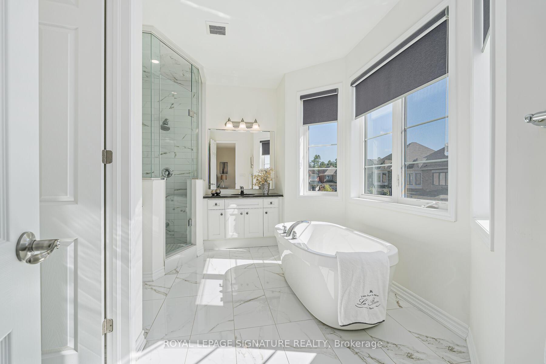 Photo 20 of 31 Streamside Street, Vaughan, Kleinburg — HOMEH