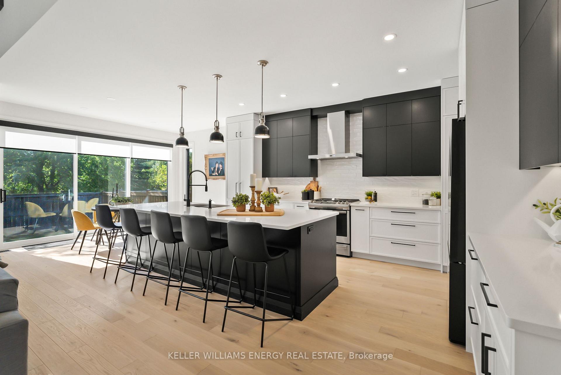 Photo 5 of 56 Meadow Crescent, Whitby, Blue Grass Meadows — HOMEH