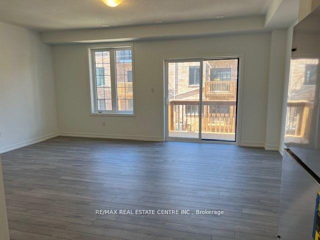 Photo 11 of Unit 32, 55 Selfridge Way, Whitby, Downtown Whitby — HOMEH