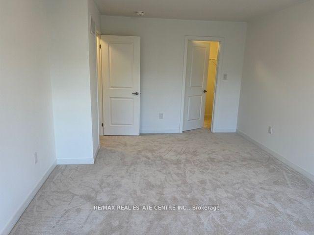 Photo 20 of Unit 32, 55 Selfridge Way, Whitby, Downtown Whitby — HOMEH