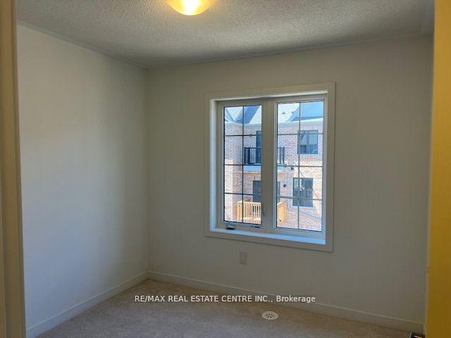 Photo 23 of Unit 32, 55 Selfridge Way, Whitby, Downtown Whitby — HOMEH