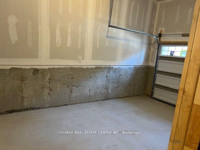 Photo 32 of Unit 32, 55 Selfridge Way, Whitby, Downtown Whitby — HOMEH