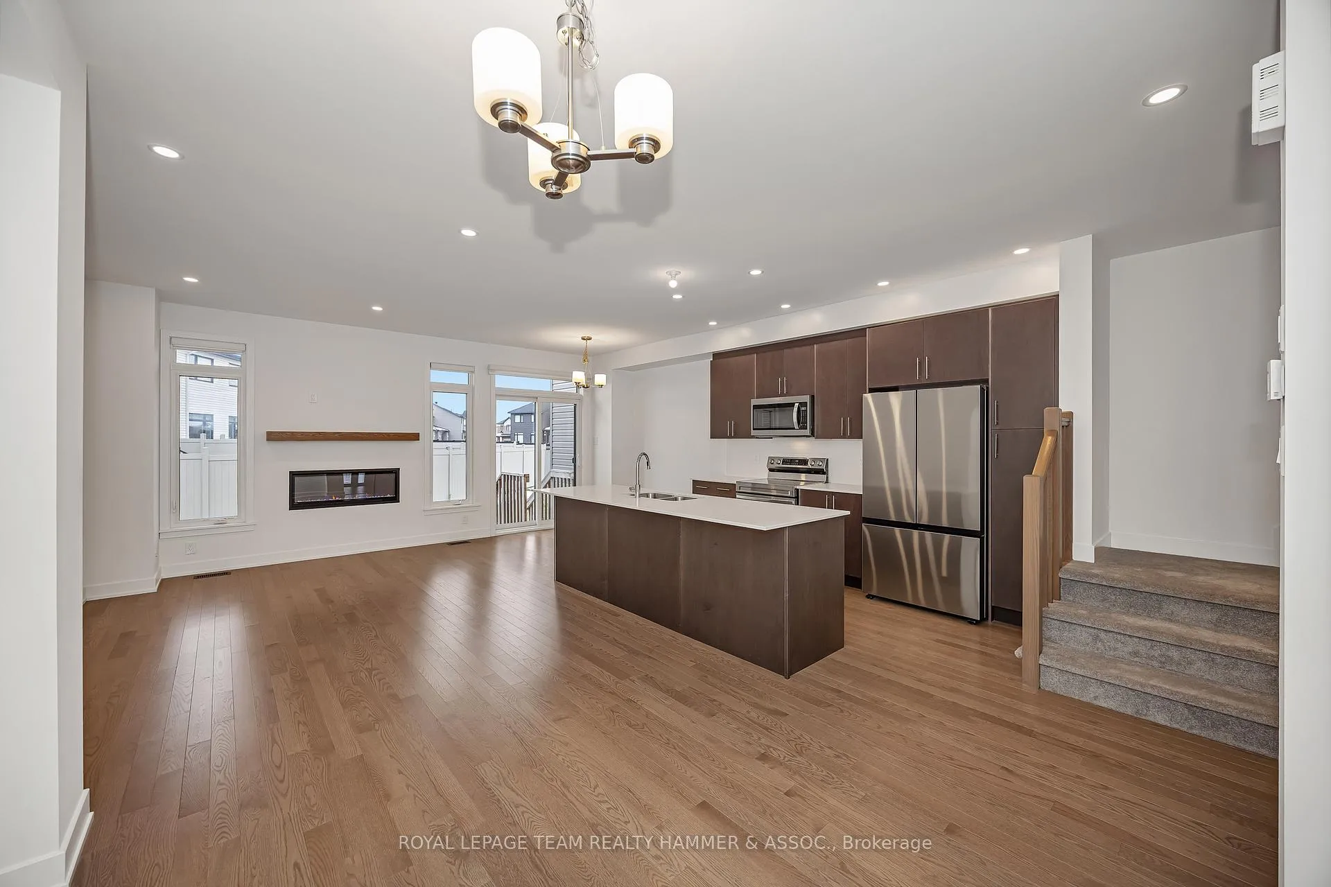 Photo 6 of 4007 Jockvale Road, Ottawa, Barrhaven - Heritage Park — HOMEH