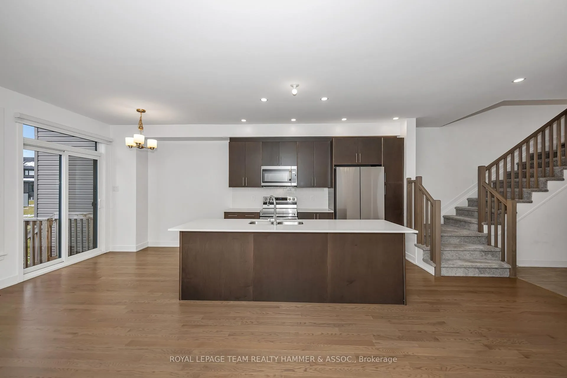 Photo 8 of 4007 Jockvale Road, Ottawa, Barrhaven - Heritage Park — HOMEH