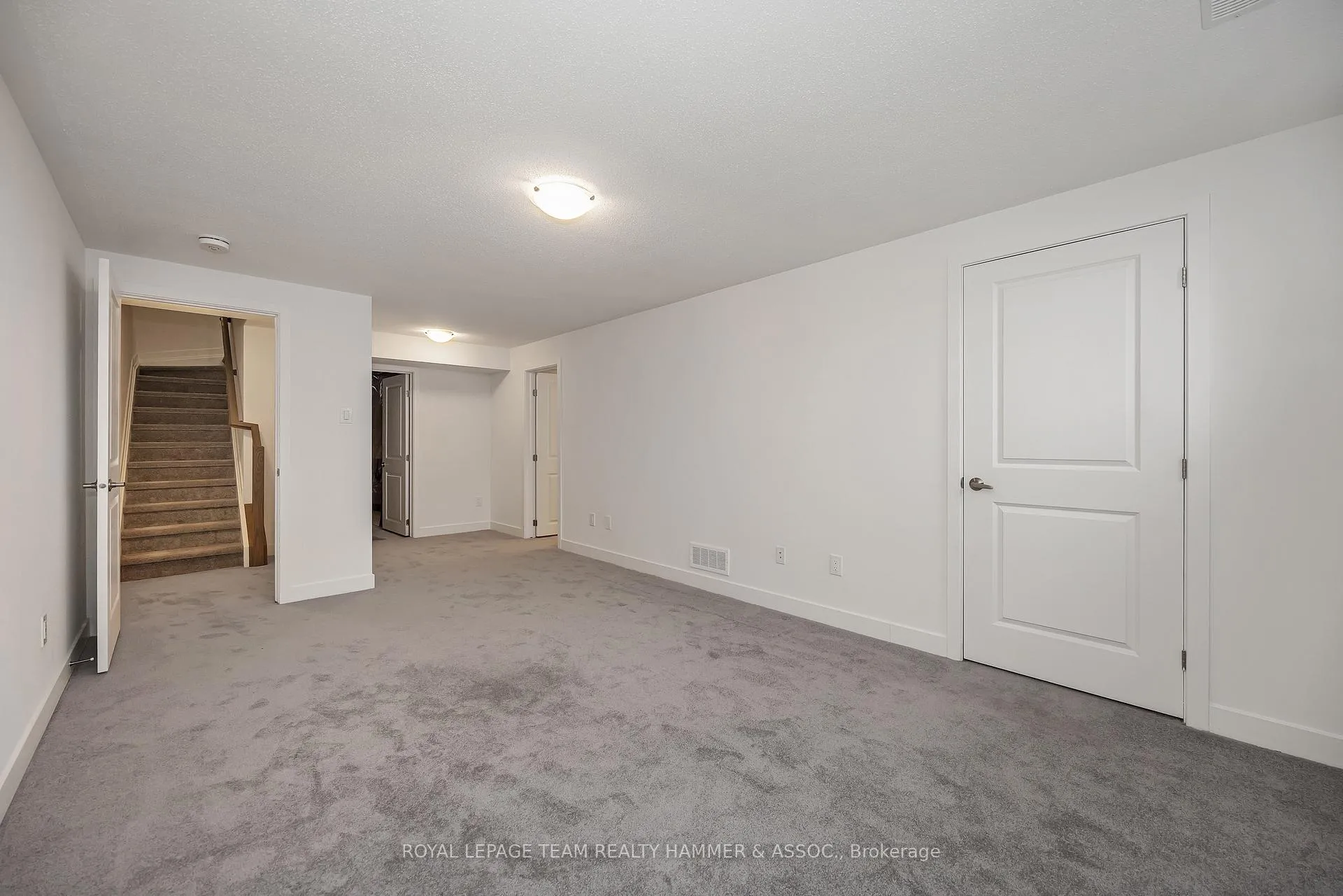 Photo 22 of 4007 Jockvale Road, Ottawa, Barrhaven - Heritage Park — HOMEH