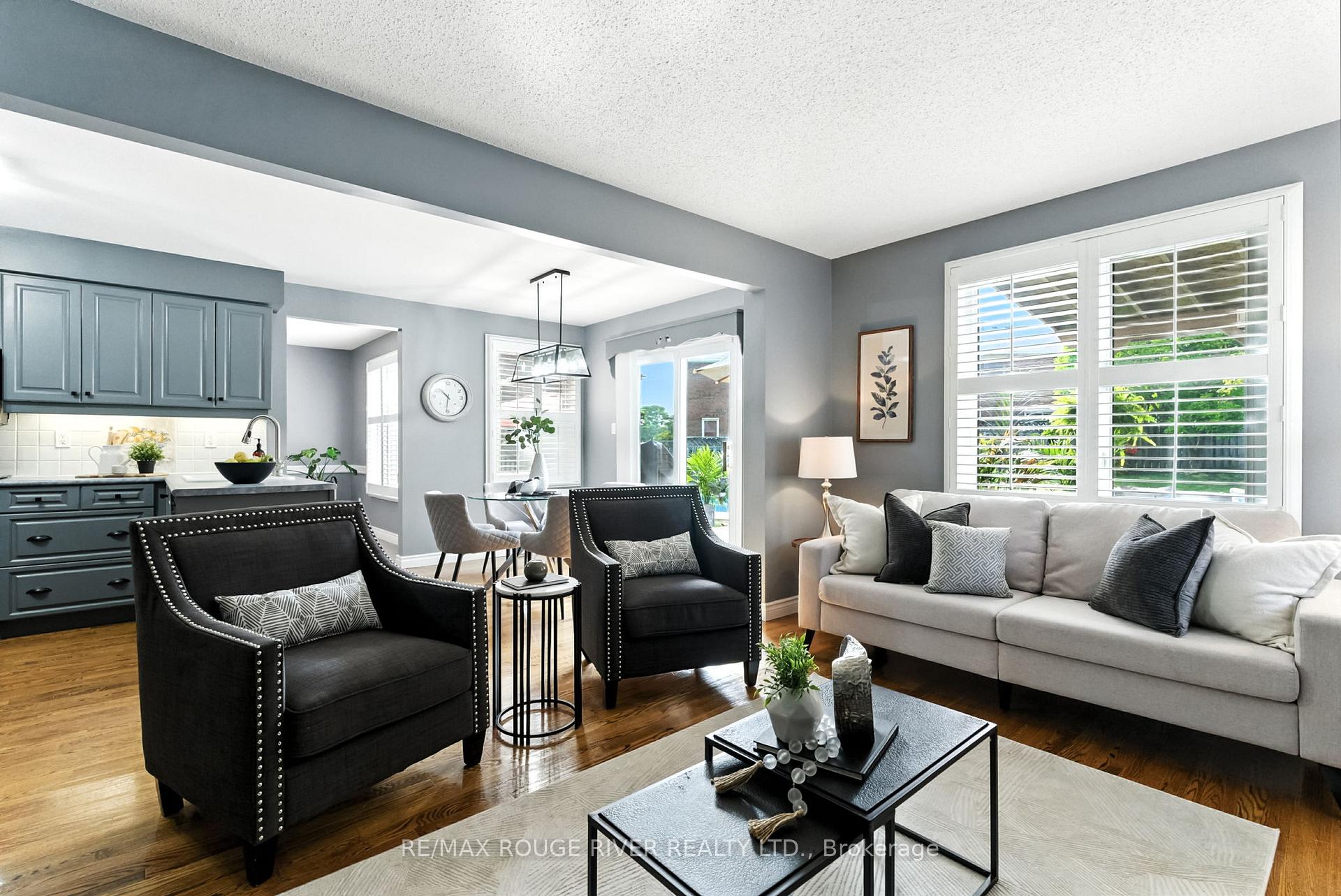 Photo 11 of 12 Limestone Crescent, Whitby, Pringle Creek — HOMEH
