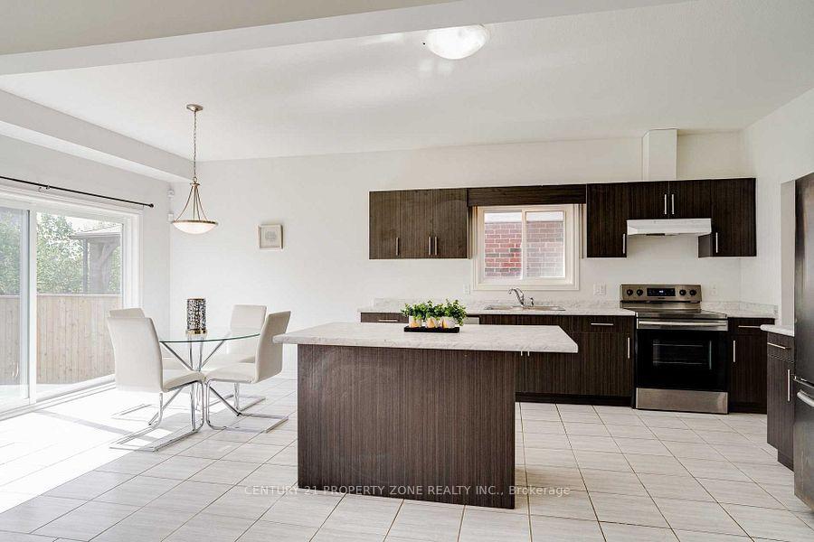 Photo 23 of 379 Silverwood Avenue E, Welland, Coyle Creek — HOMEH