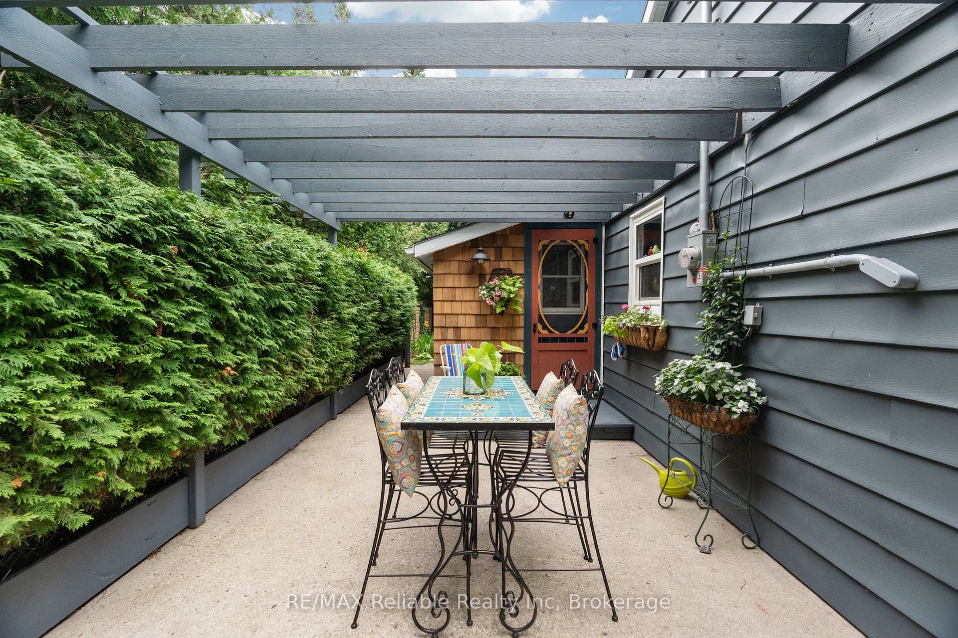 Photo 23 of 28 Catherine Street, Bluewater, Bayfield — HOMEH