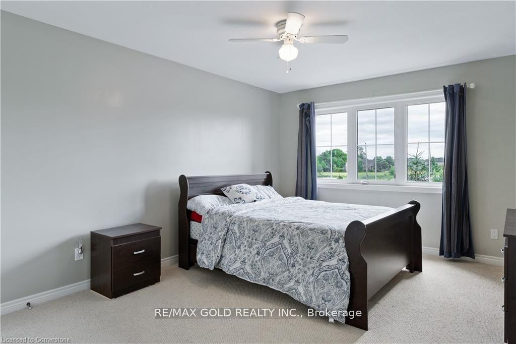 Photo 31 of 145 Cardinal Crescent, Welland, Coyle Creek — HOMEH
