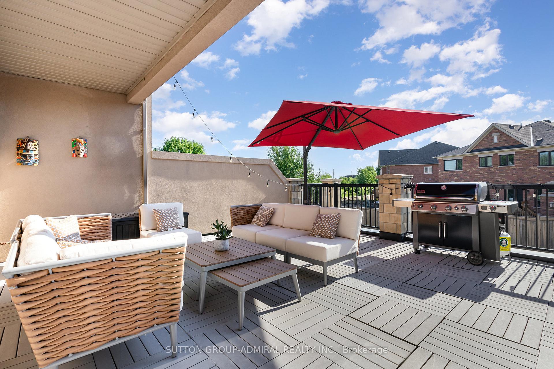 Photo 8 of 32 Grand Trunk Avenue, Vaughan, Patterson — HOMEH