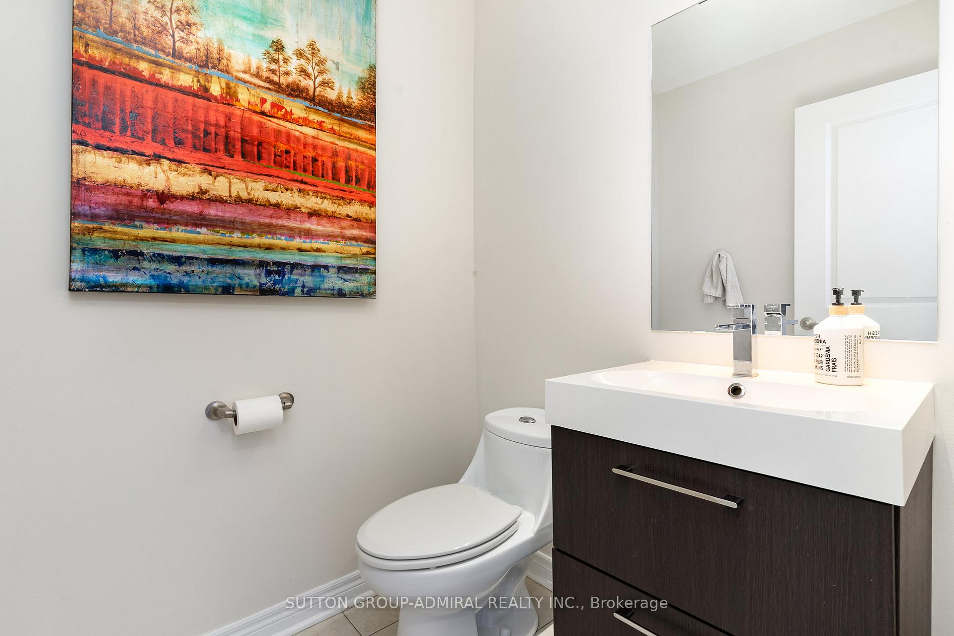 Photo 9 of 32 Grand Trunk Avenue, Vaughan, Patterson — HOMEH
