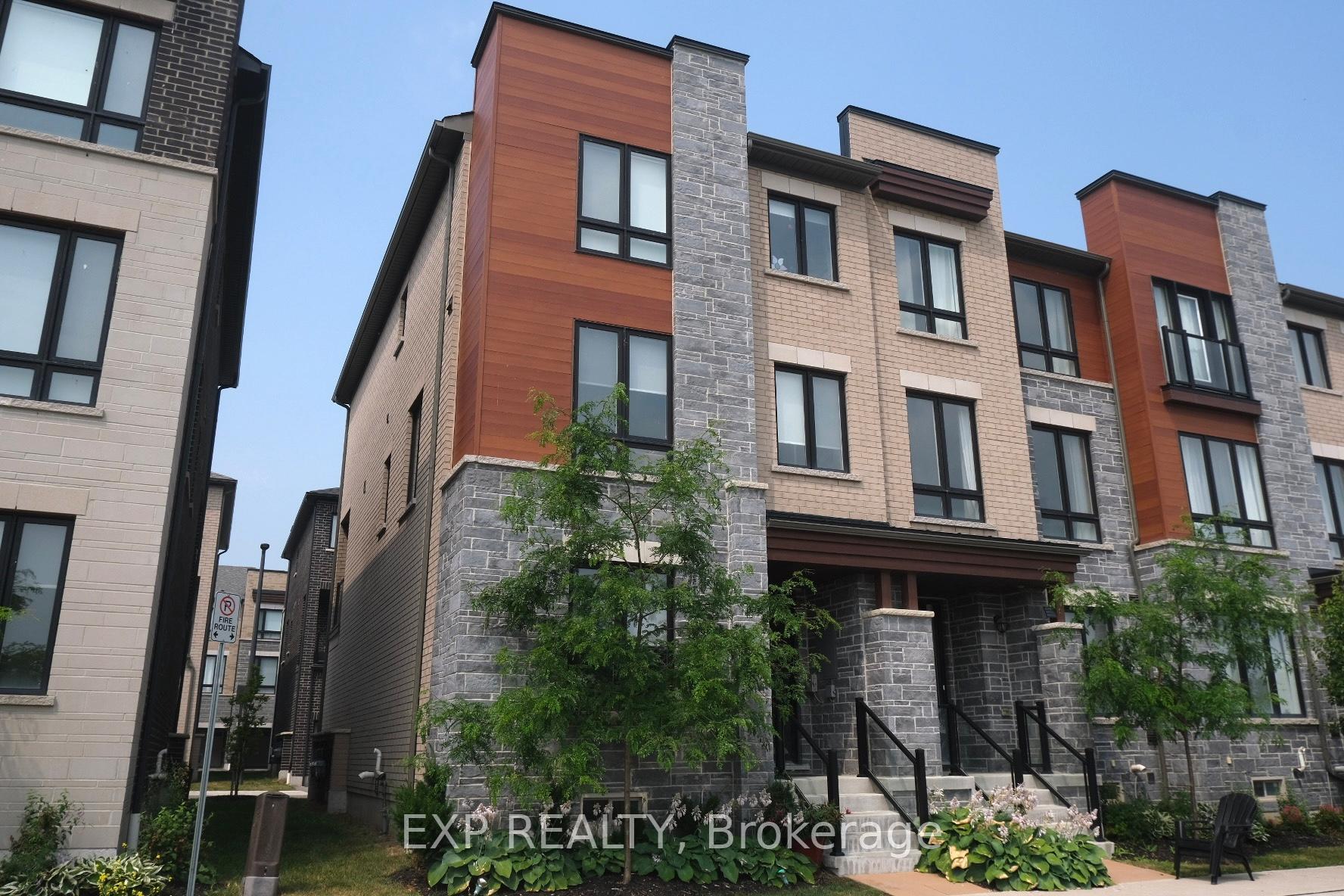 Photo 1 of 34 Dockside Way, Whitby, Port Whitby — HOMEH