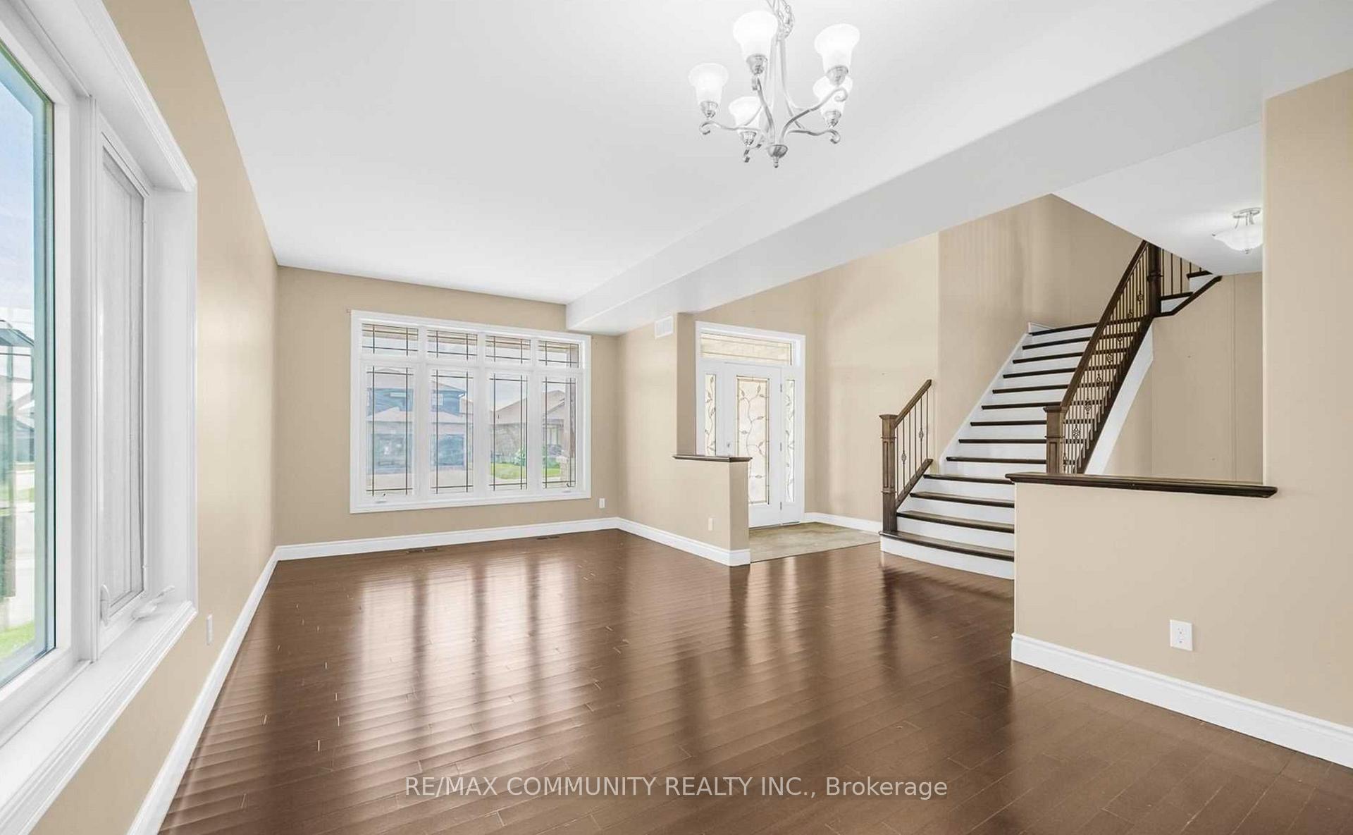 Photo 3 of 63 Hampton Ridge Drive, Belleville, Thurlow Ward — HOMEH