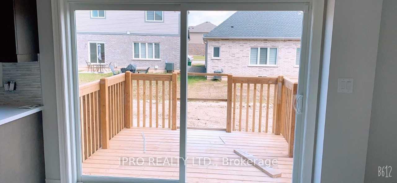 Photo 3 of 420 Julia Drive, Welland, Coyle Creek — HOMEH