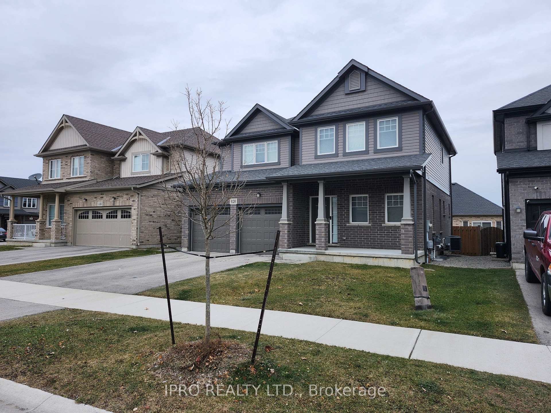 Photo 11 of 420 Julia Drive, Welland, Coyle Creek — HOMEH
