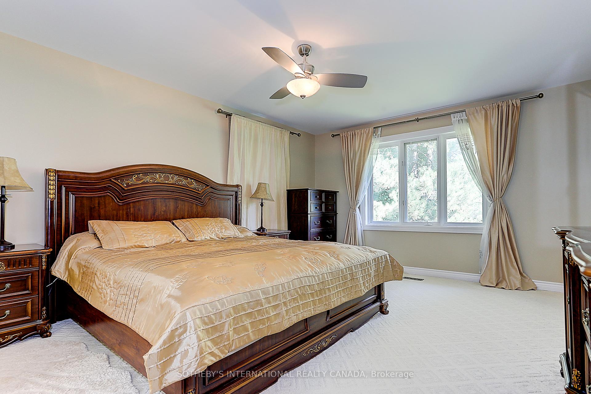 Photo 23 of 30 Hunters Glen Road, Aurora, Aurora Estates — HOMEH