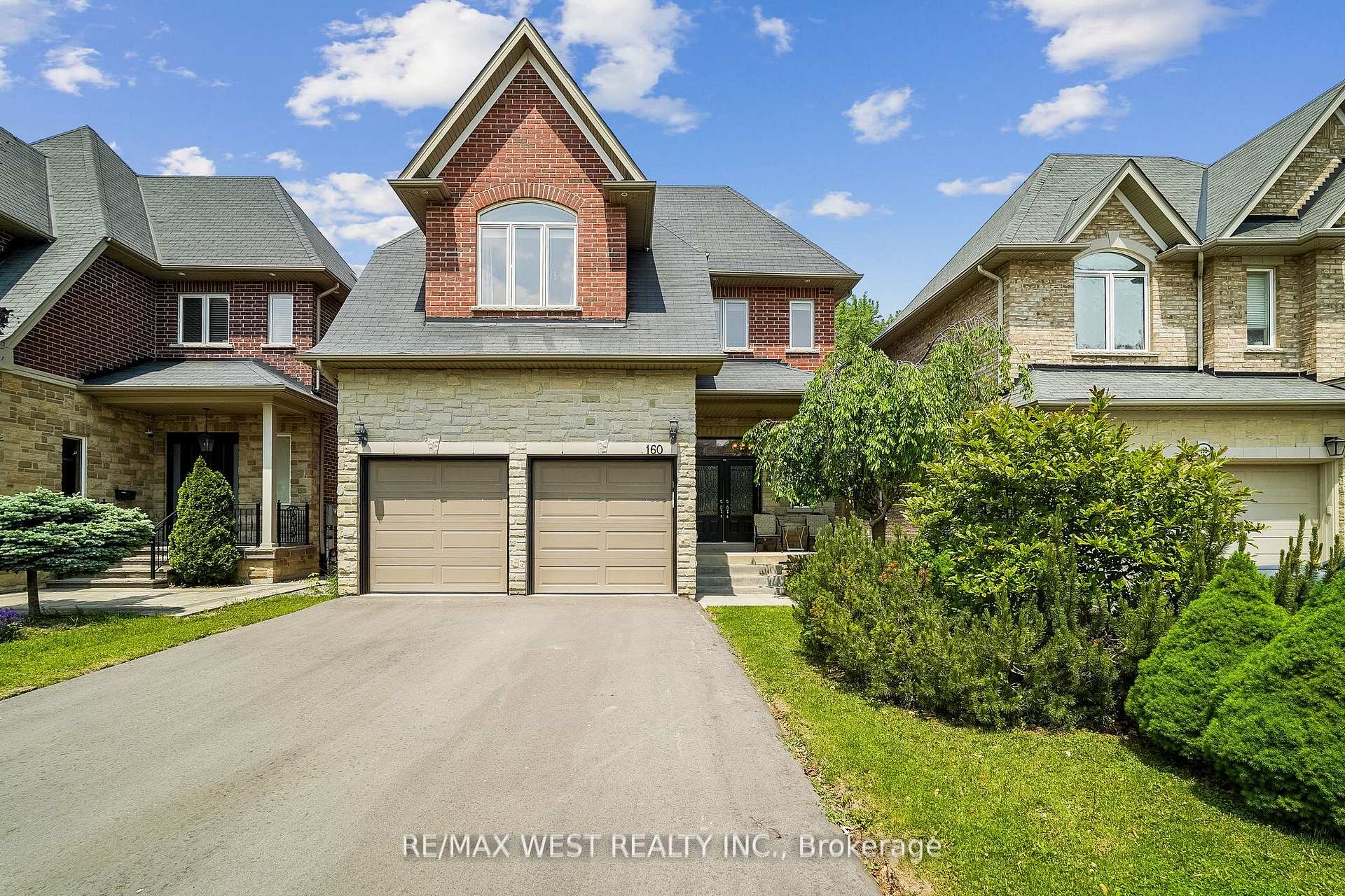 Photo 1 of 160 Townsgate Drive, Vaughan, Crestwood-Springfarm-Yorkhill — HOMEH