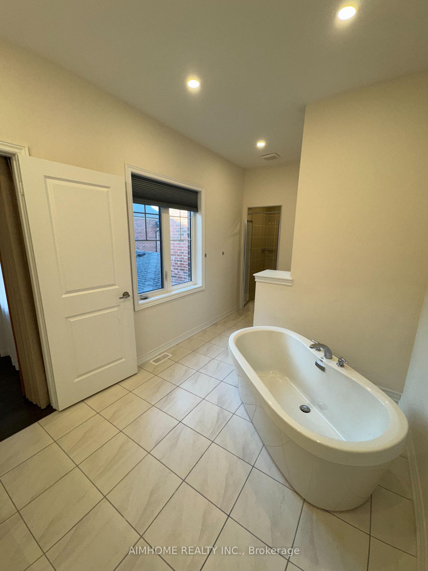 Photo 10 of 185 Coronation Road, Whitby, Rural Whitby — HOMEH
