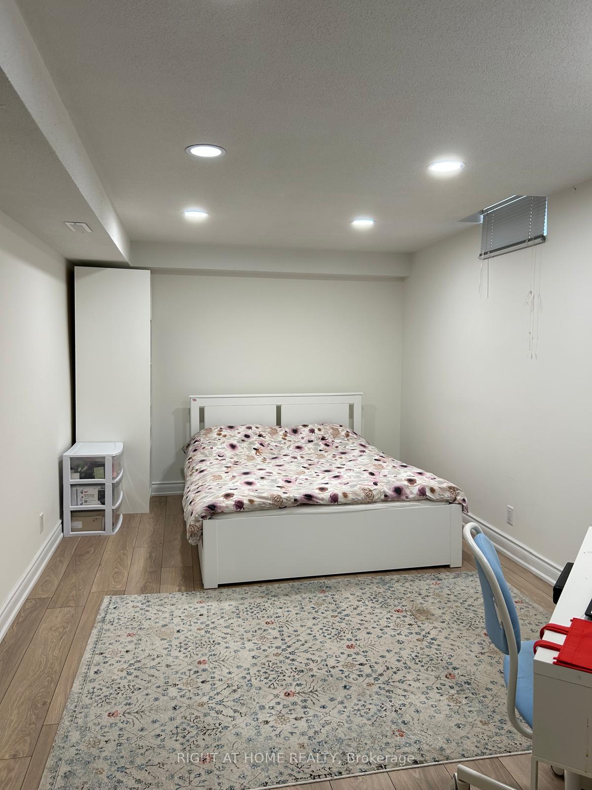 Photo 15 of Unit Basement, 54 Springfield Way, Vaughan, Crestwood-Springfarm-Yorkhill — HOMEH