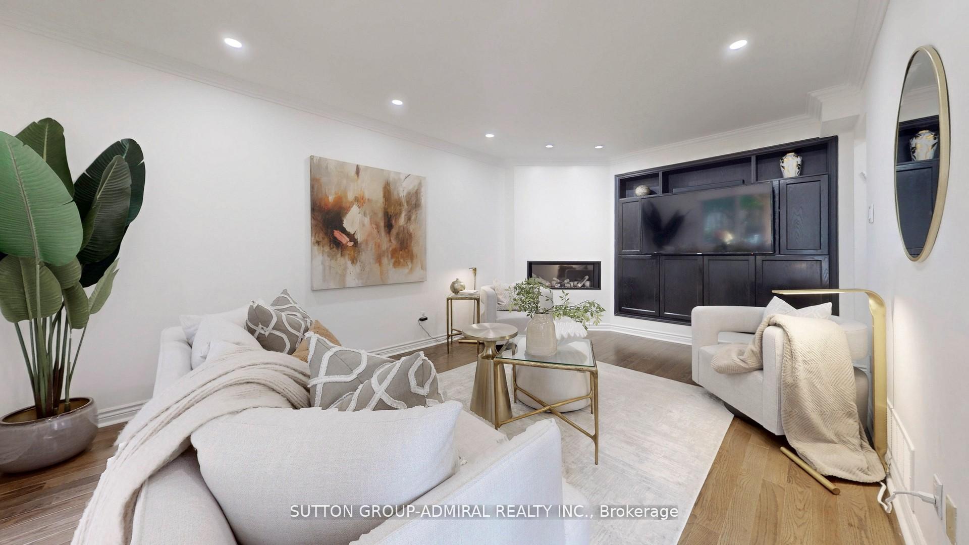 Photo 15 of 122 Edmund Seager Drive, Vaughan, Uplands — HOMEH