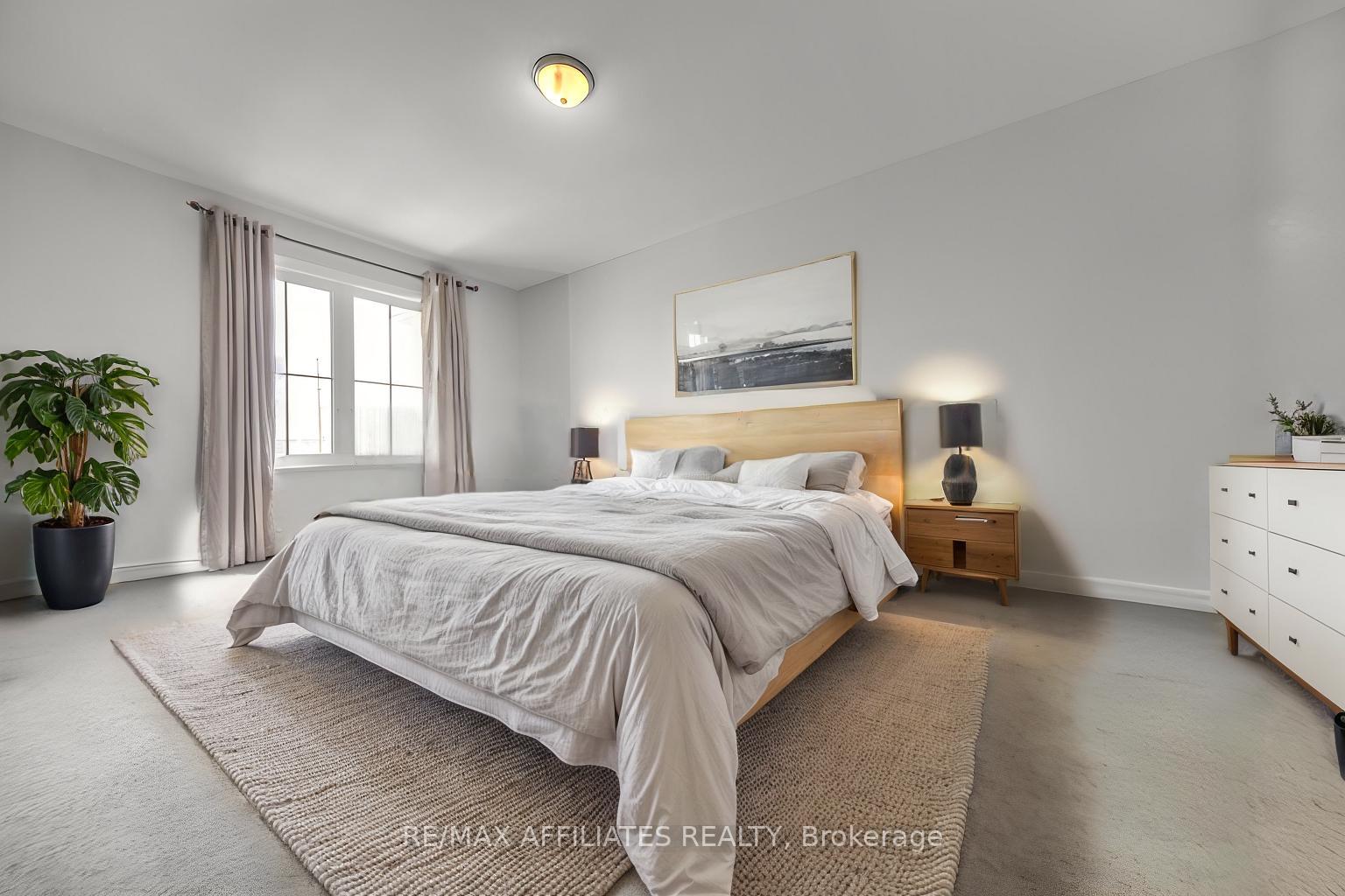 Photo 8 of 388 Aphelion Crescent, Ottawa, Barrhaven - Half Moon Bay — HOMEH