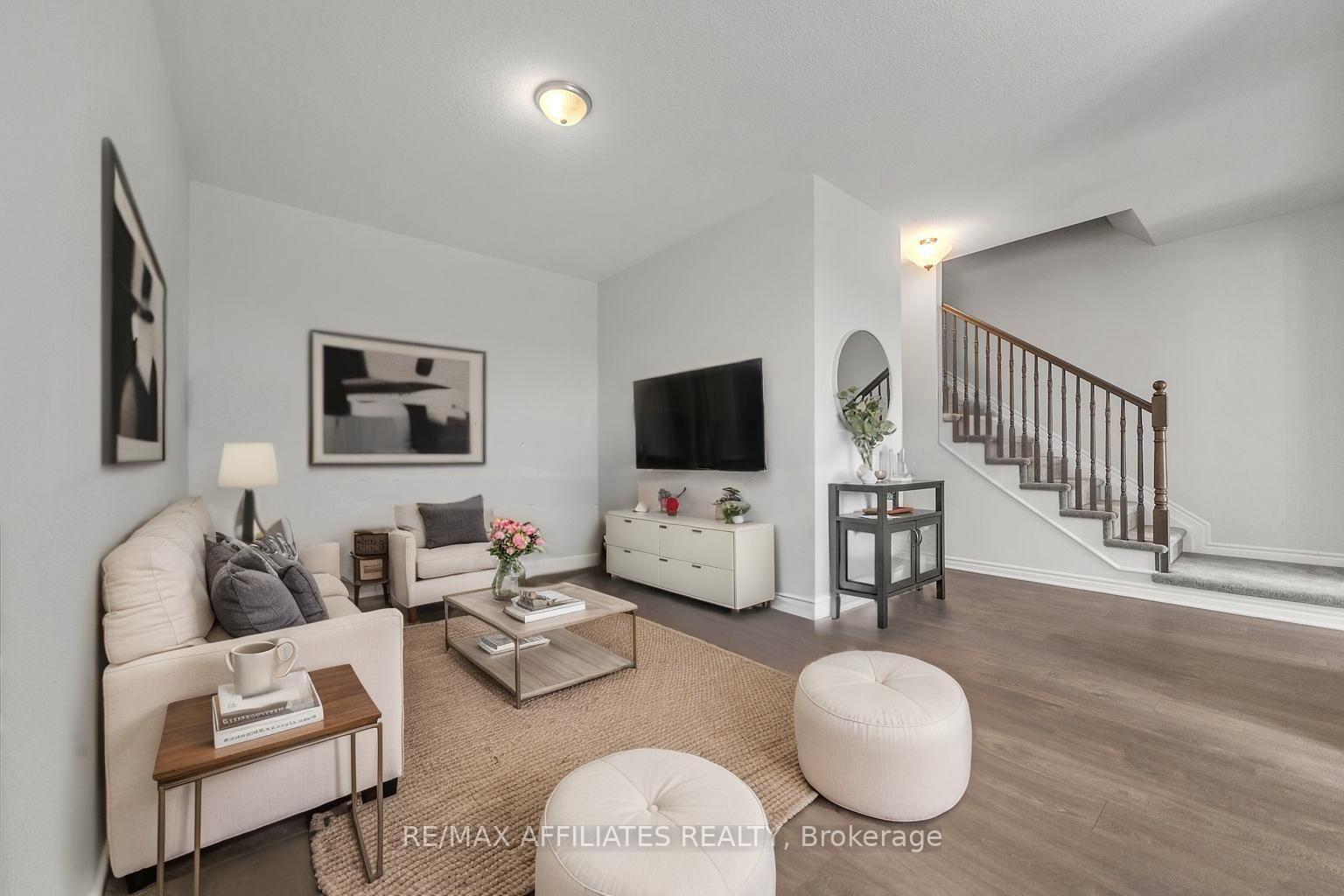 Photo 14 of 388 Aphelion Crescent, Ottawa, Barrhaven - Half Moon Bay — HOMEH