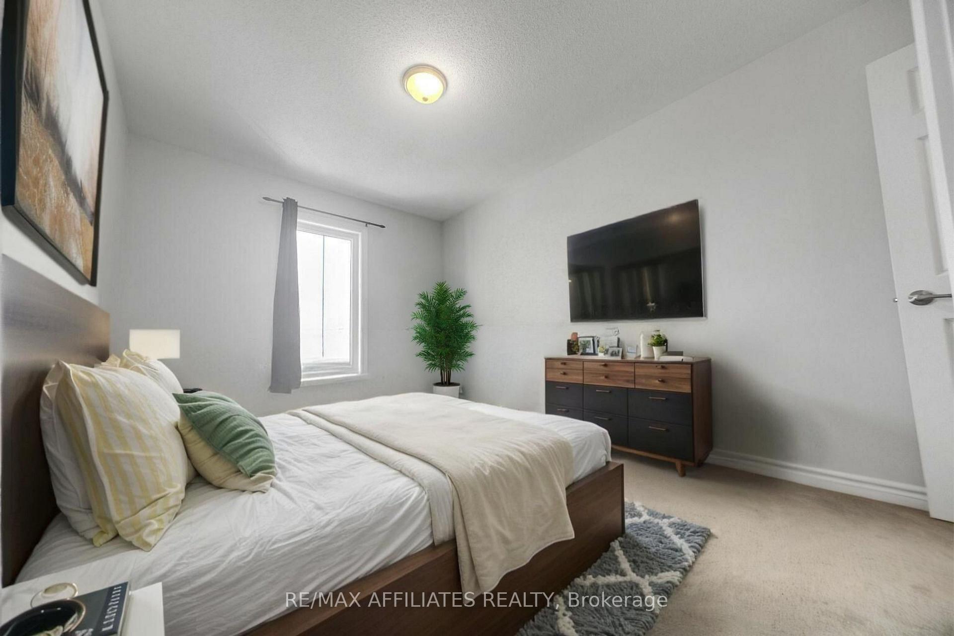 Photo 33 of 388 Aphelion Crescent, Ottawa, Barrhaven - Half Moon Bay — HOMEH