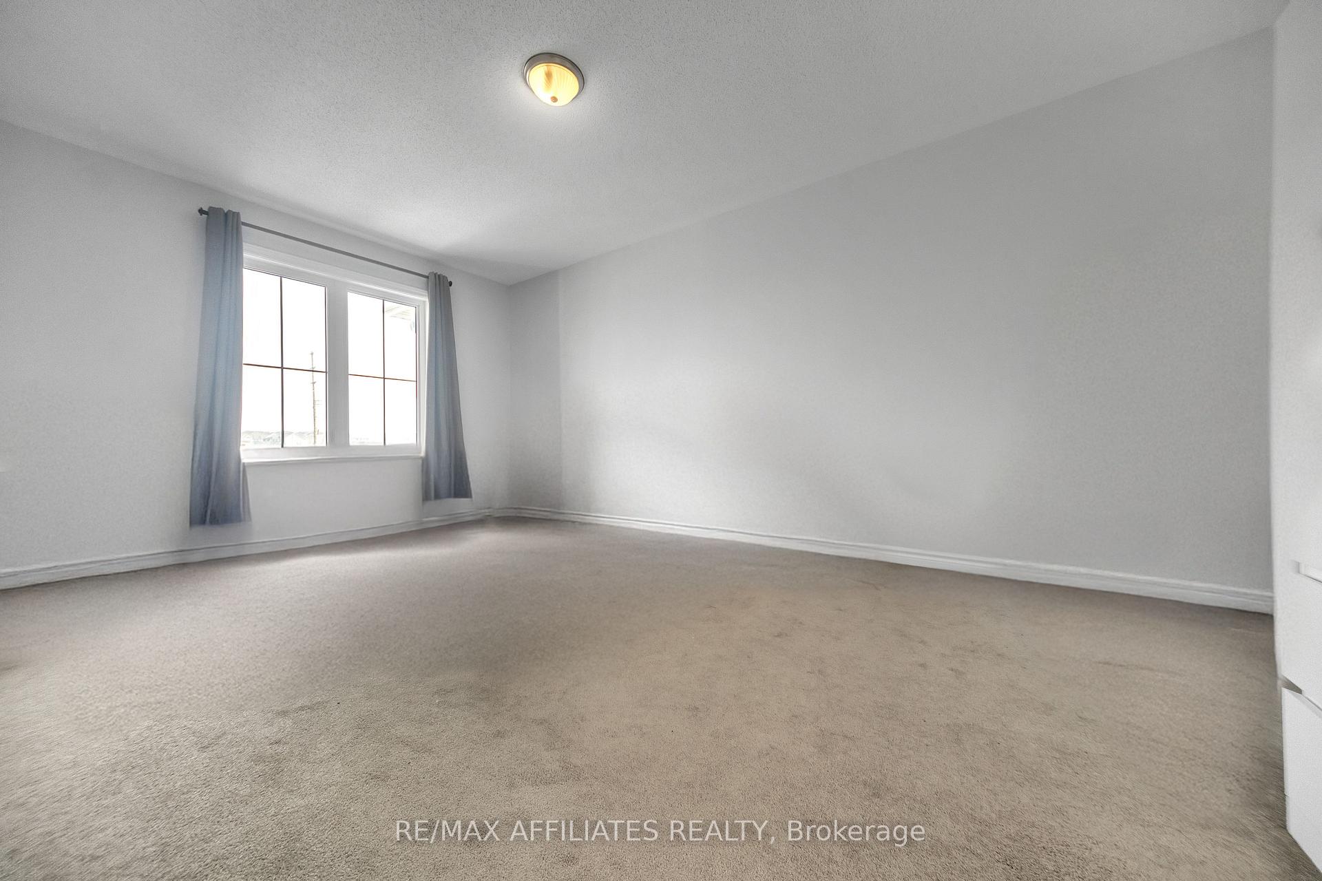 Photo 31 of 388 Aphelion Crescent, Ottawa, Barrhaven - Half Moon Bay — HOMEH