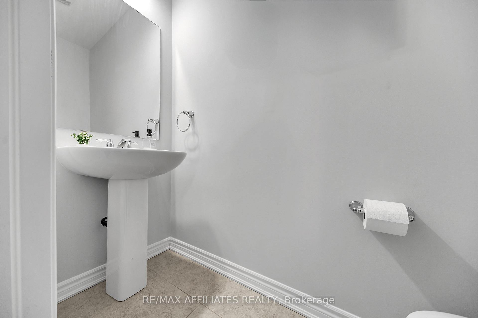 Photo 47 of 388 Aphelion Crescent, Ottawa, Barrhaven - Half Moon Bay — HOMEH