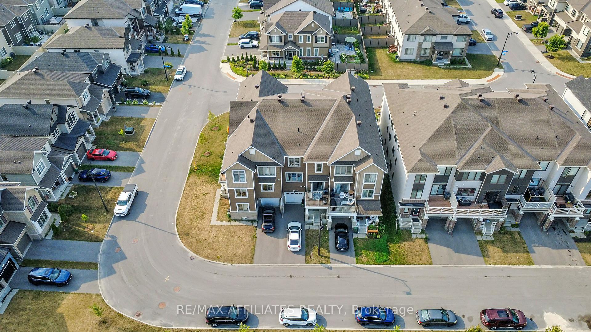 Photo 32 of 388 Aphelion Crescent, Ottawa, Barrhaven - Half Moon Bay — HOMEH