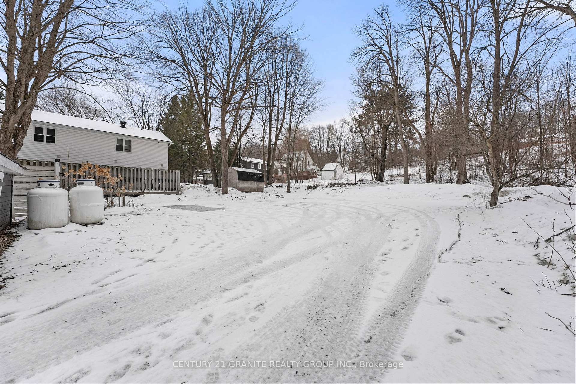 Photo 9 of 8 Sherbourne Street N, Bancroft, Bancroft Ward — HOMEH