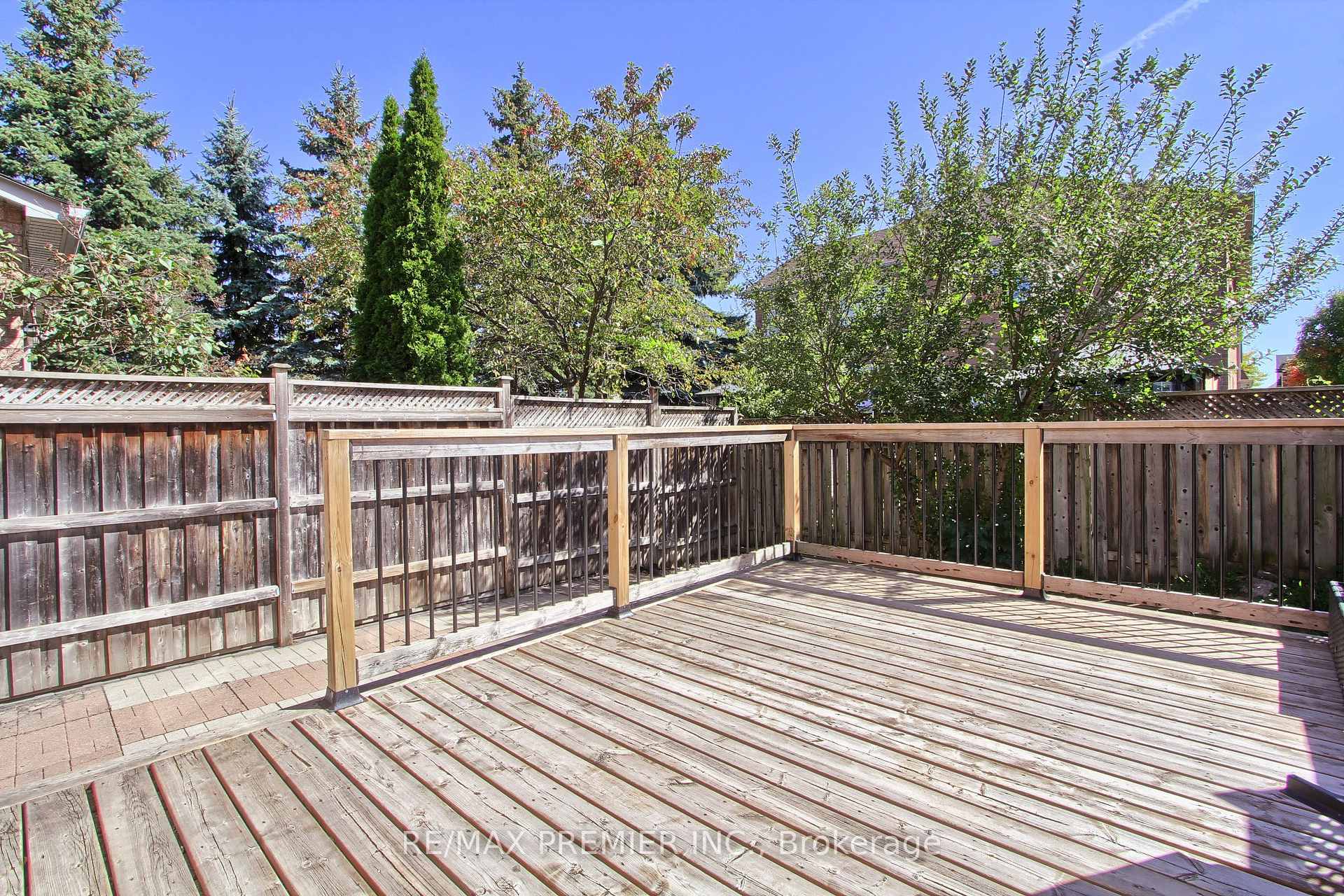 Photo 21 of 39 Ronan Crescent, Vaughan, Sonoma Heights — HOMEH