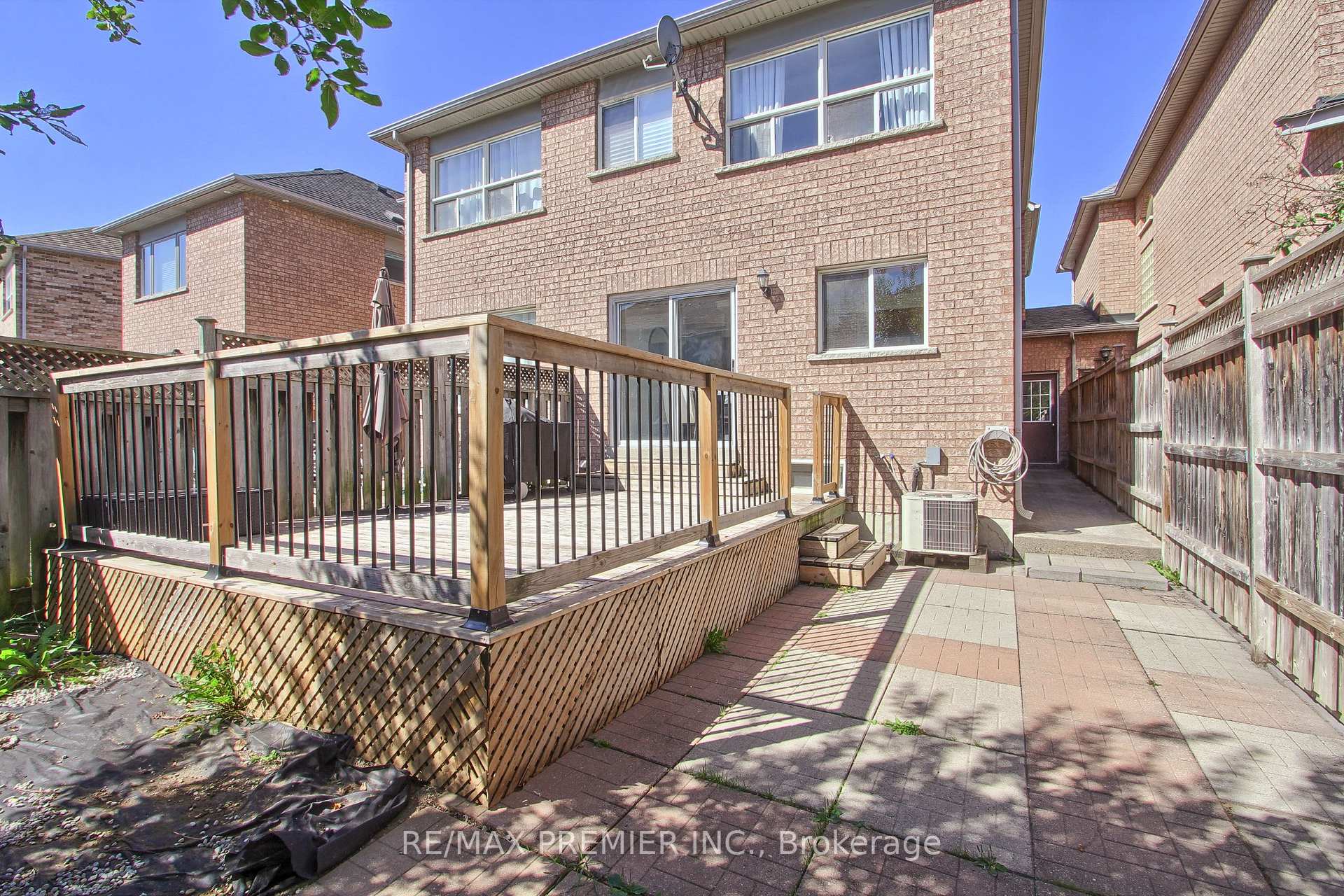 Photo 22 of 39 Ronan Crescent, Vaughan, Sonoma Heights — HOMEH