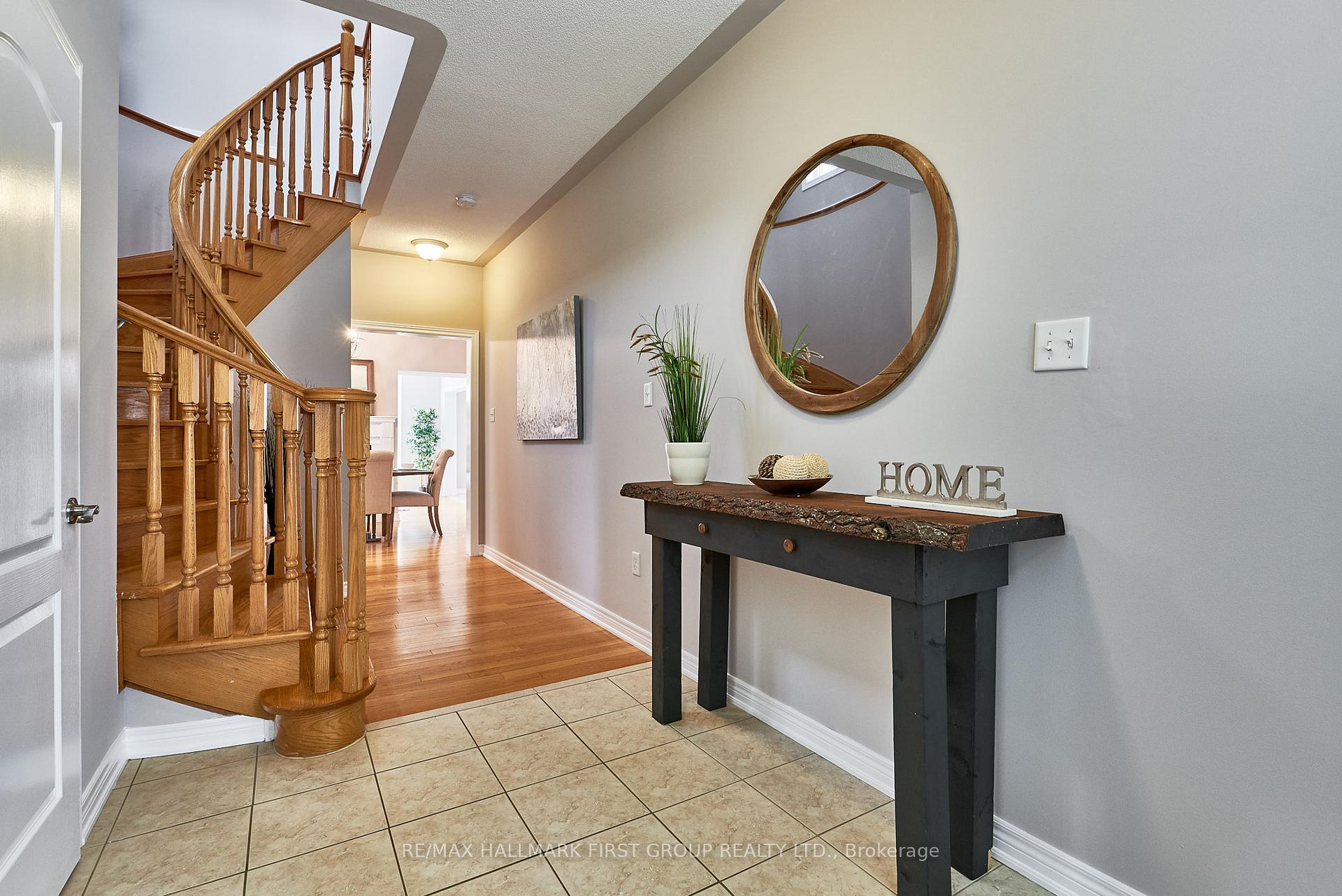 Photo 4 of 4 Bayern Drive, Whitby, Brooklin — HOMEH