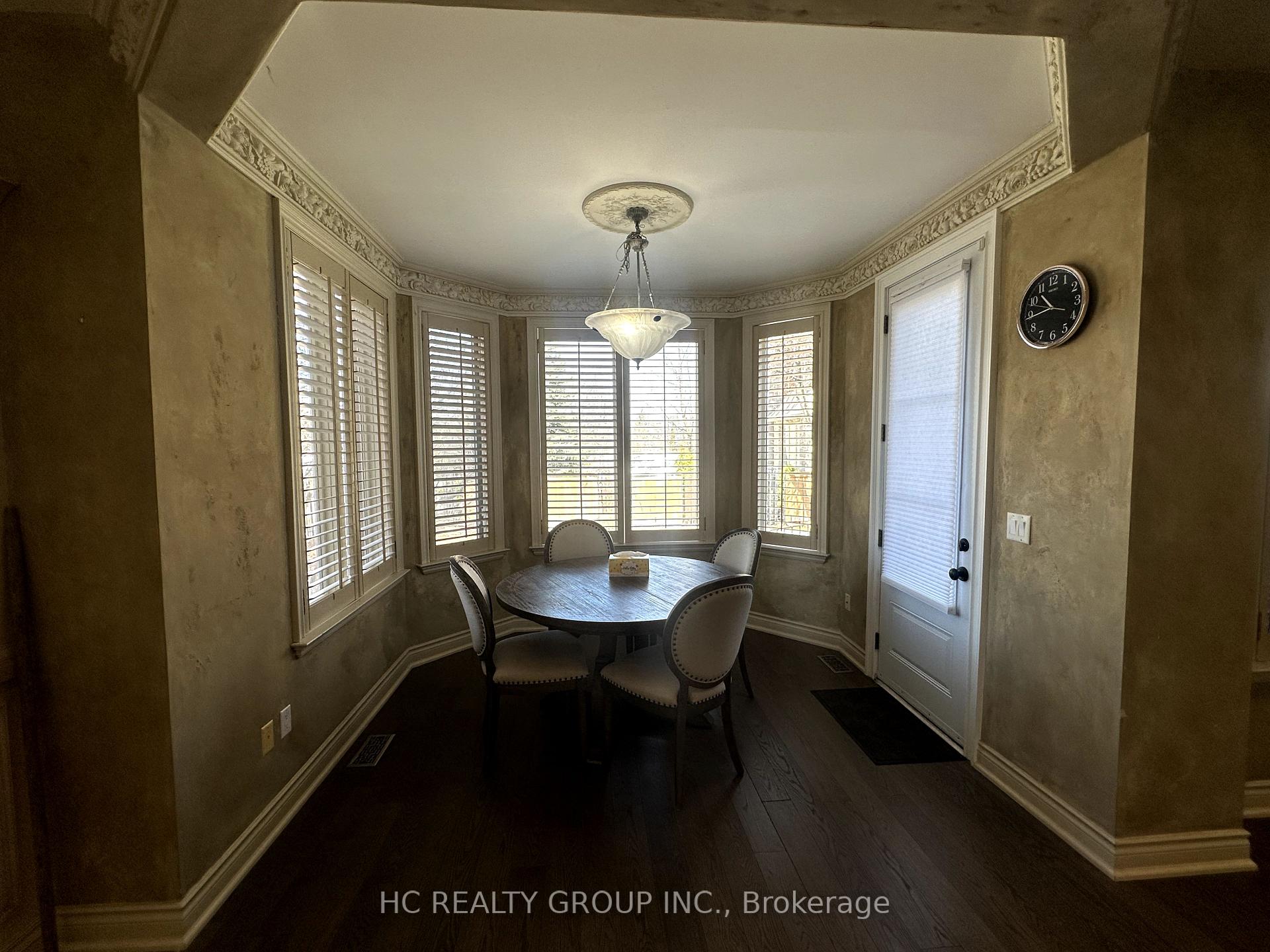 Photo 7 of 2 Sanibel Crescent, Vaughan, Uplands — HOMEH