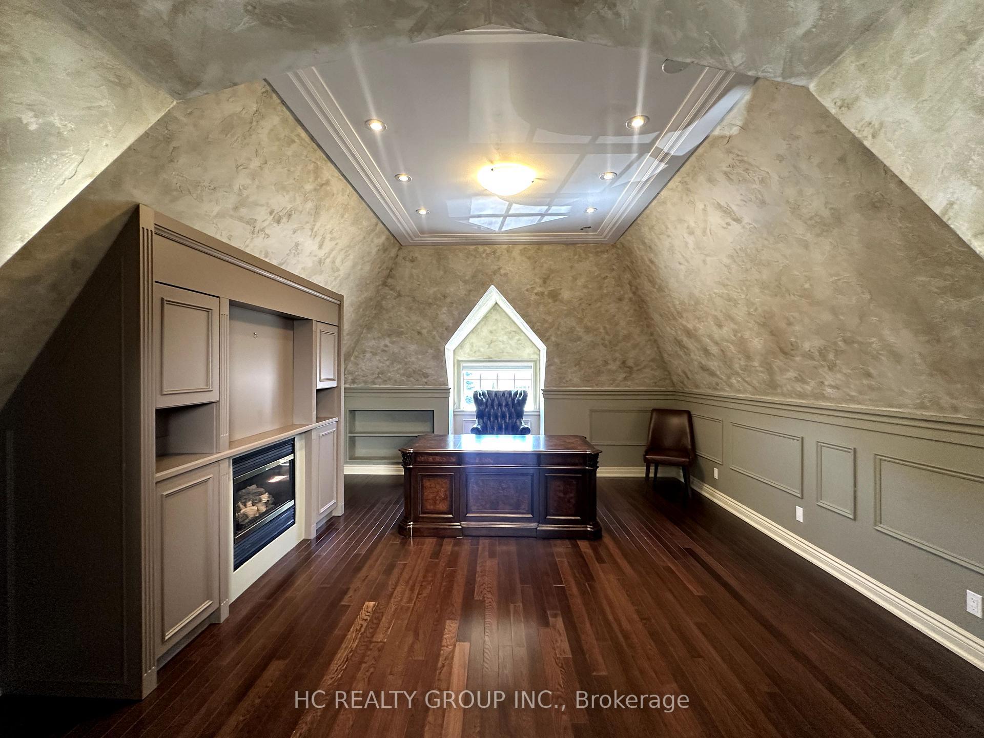 Photo 11 of 2 Sanibel Crescent, Vaughan, Uplands — HOMEH