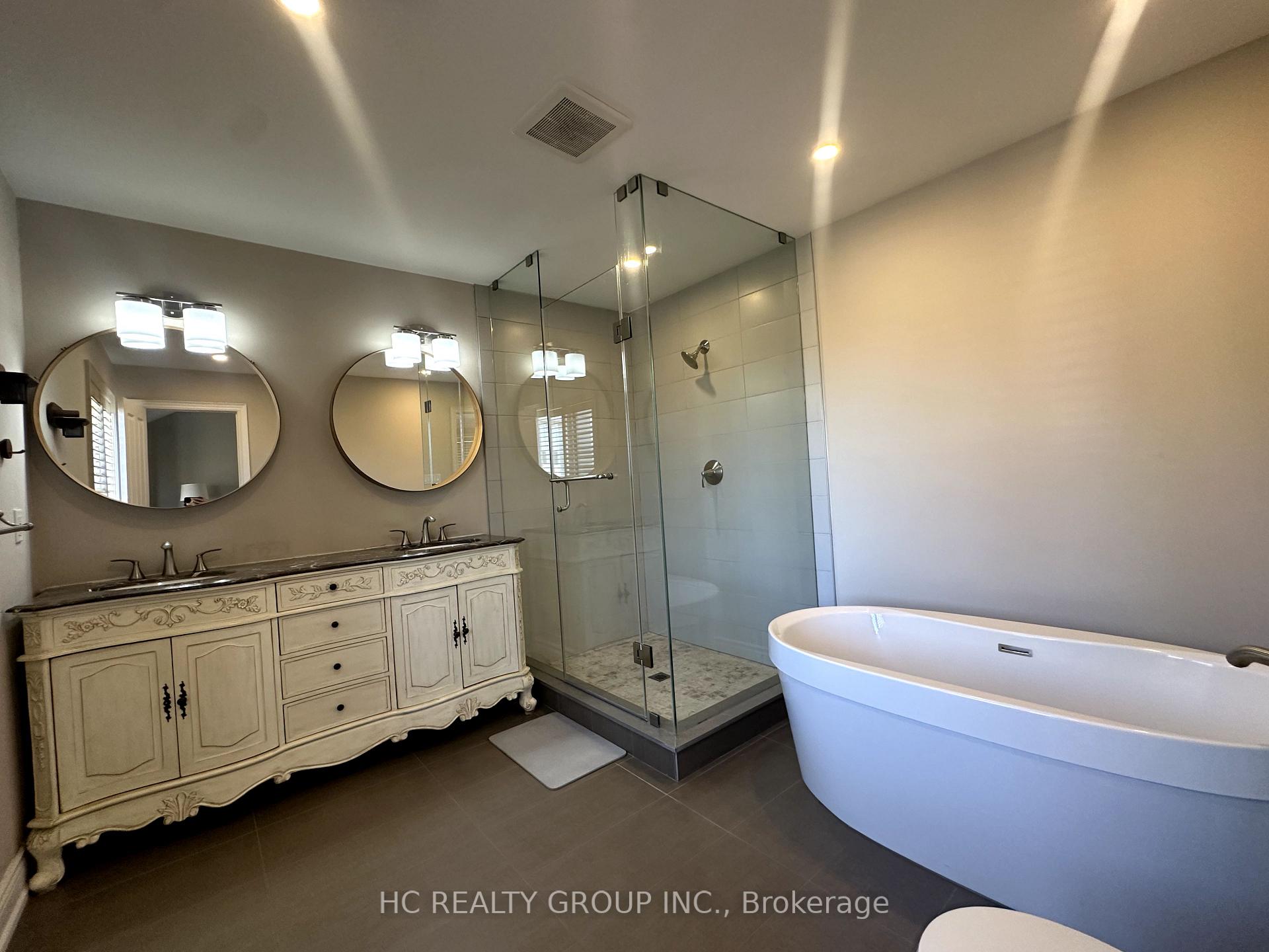 Photo 15 of 2 Sanibel Crescent, Vaughan, Uplands — HOMEH