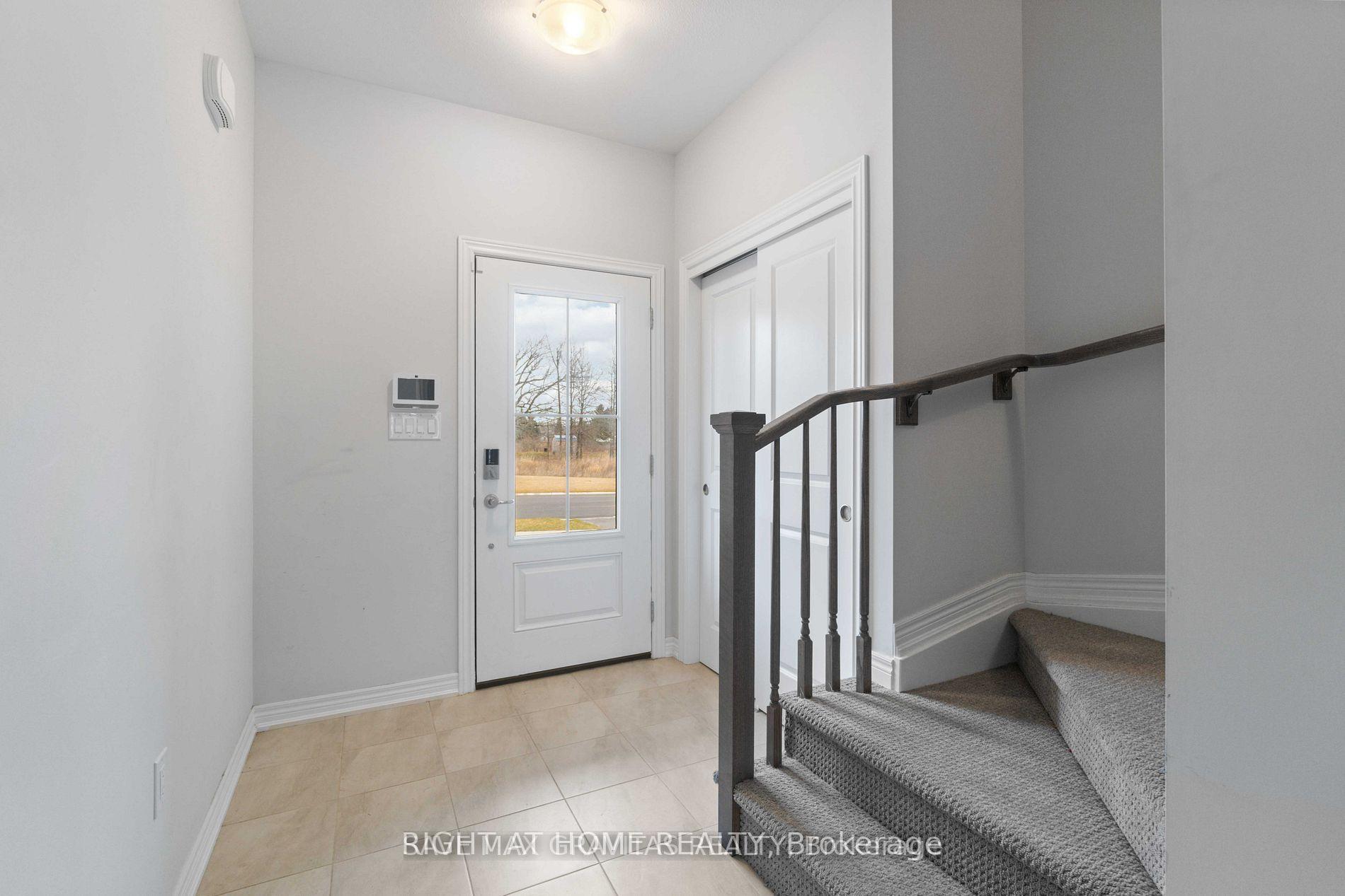 Photo 4 of 83 Sunflower Place, Welland, West Welland — HOMEH