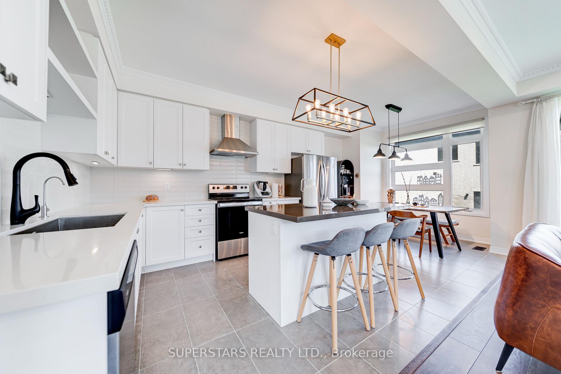 Photo 5 of 114 Armilia Place, Whitby, Rural Whitby — HOMEH