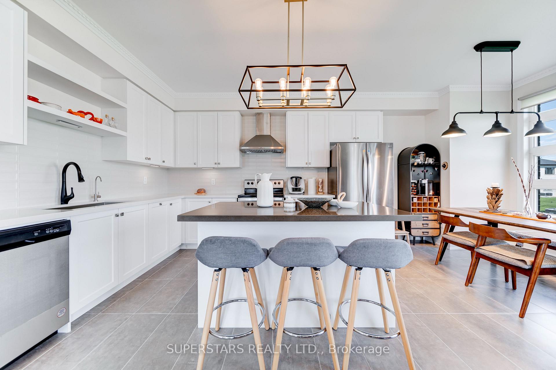 Photo 6 of 114 Armilia Place, Whitby, Rural Whitby — HOMEH
